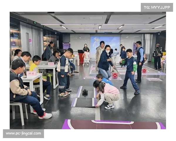 亲子观赛成趋势,家庭组团为小选手加油鼓劲 亲子观赛成趋势,家庭组团为小选手加油鼓劲